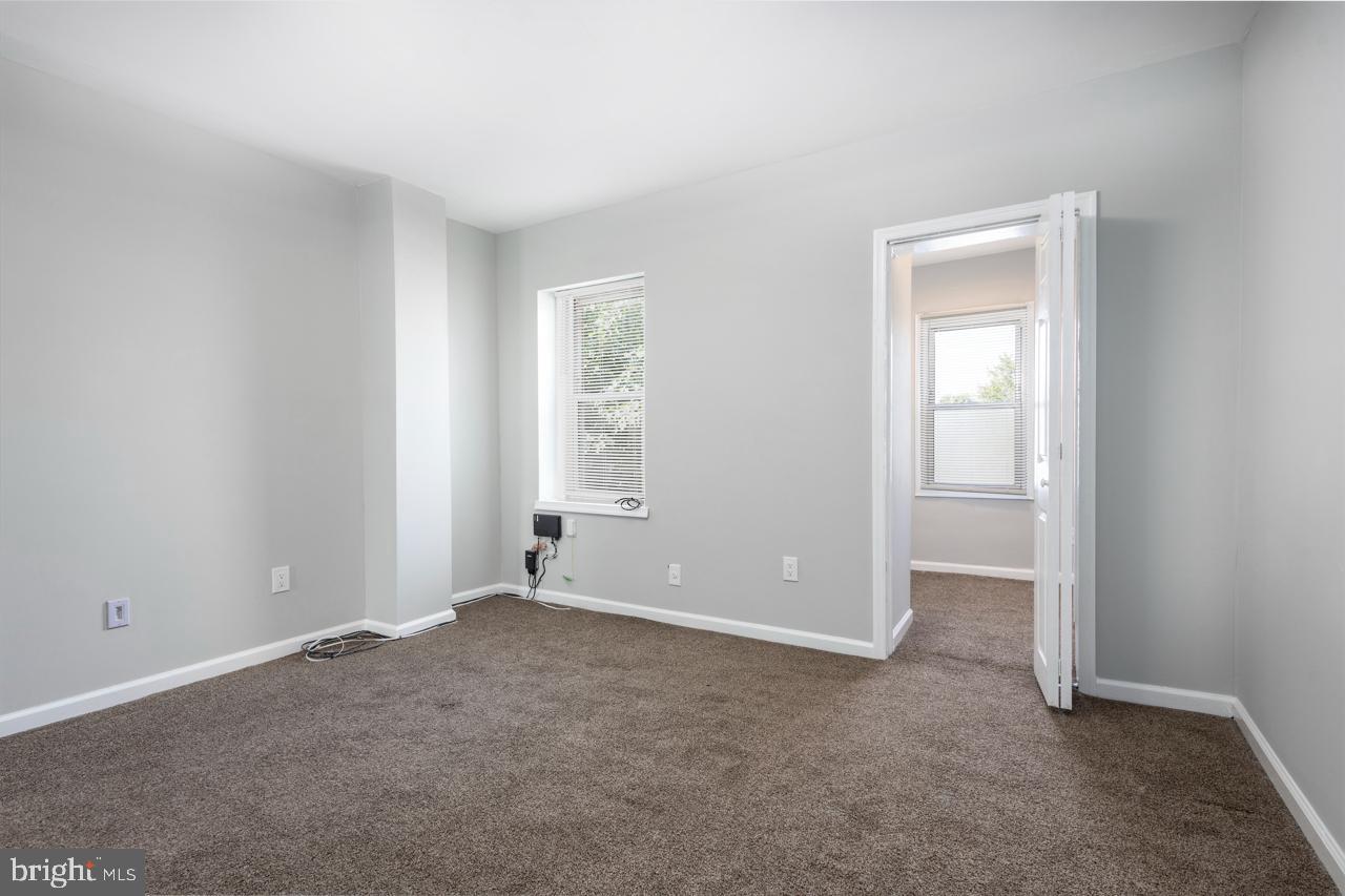 2316 N MYRTLEWOOD STREET