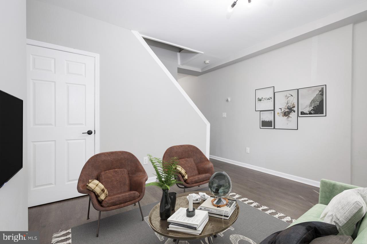 2316 N MYRTLEWOOD STREET