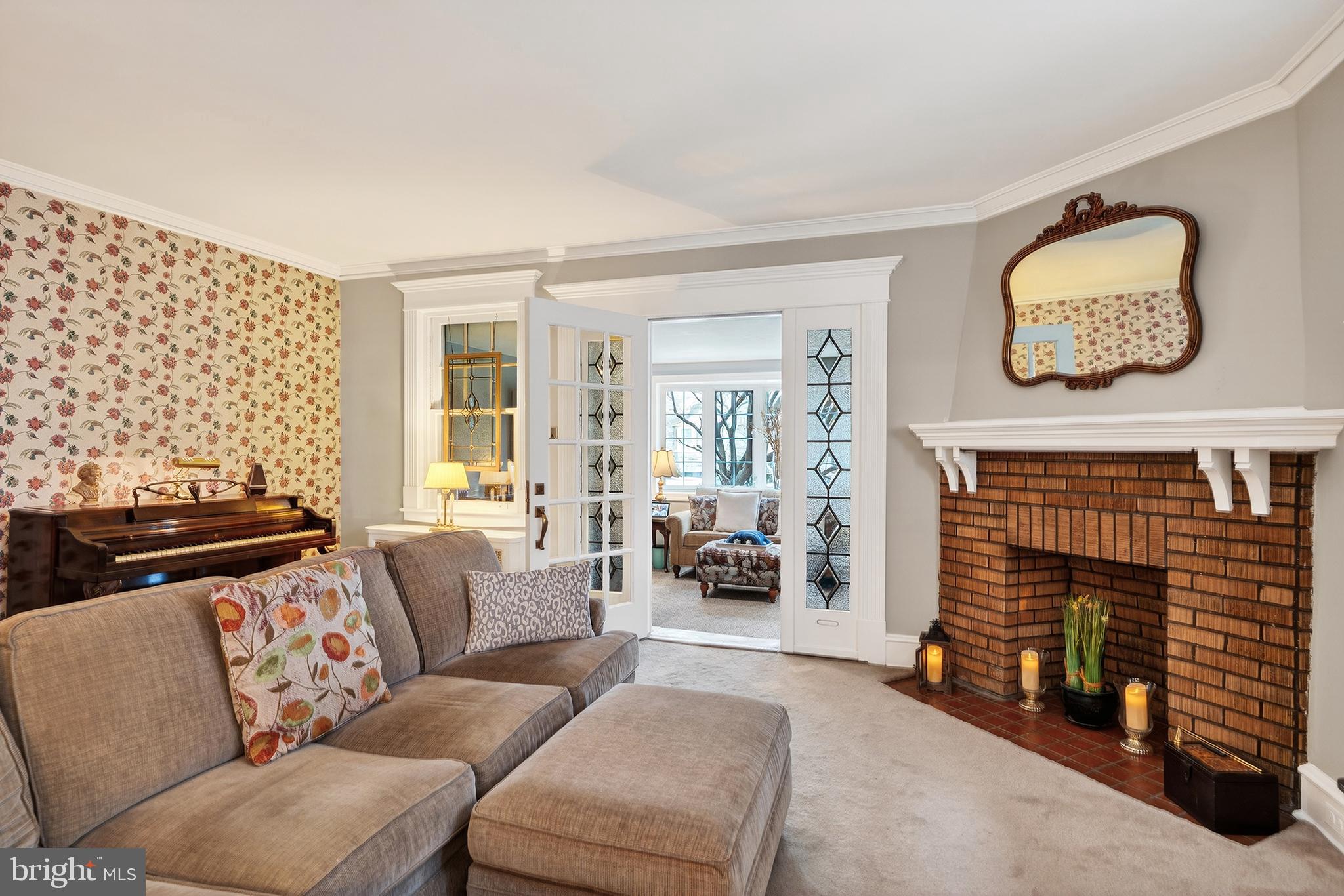 990 E GODFREY AVENUE