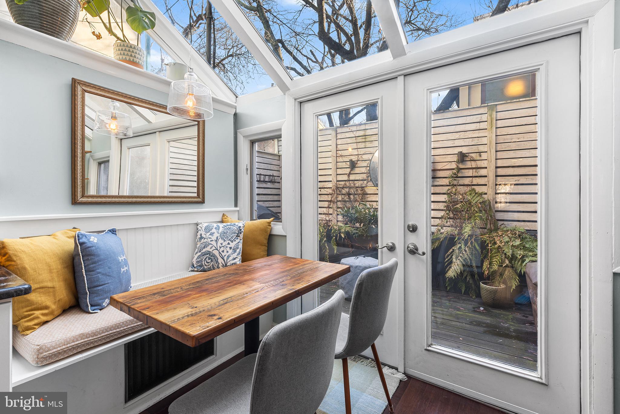 442 FITZWATER STREET