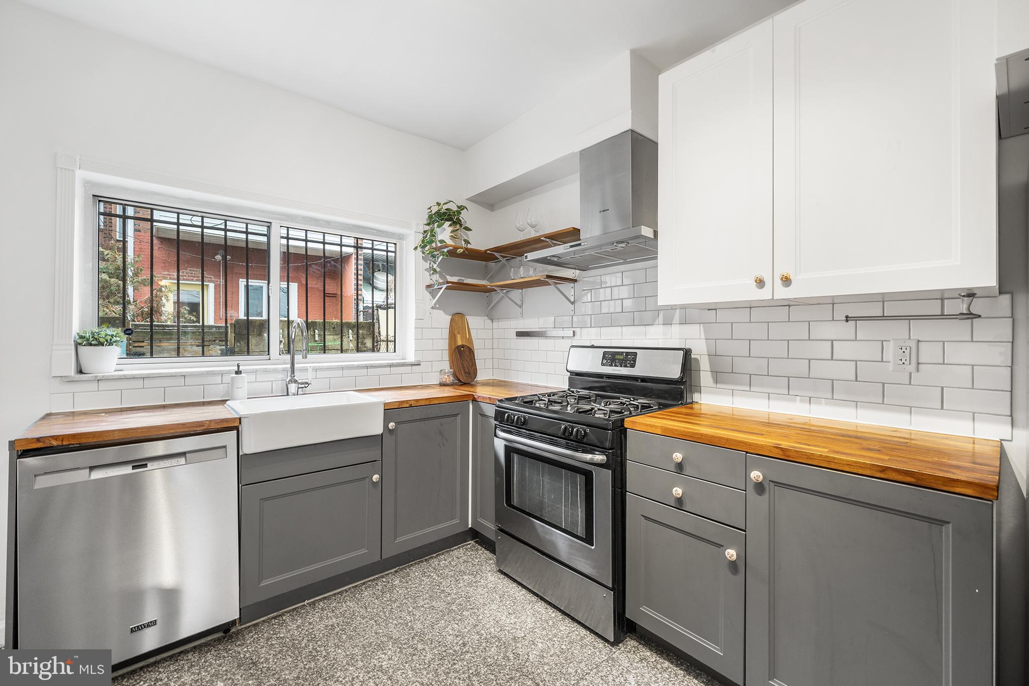 1846 S CHADWICK STREET