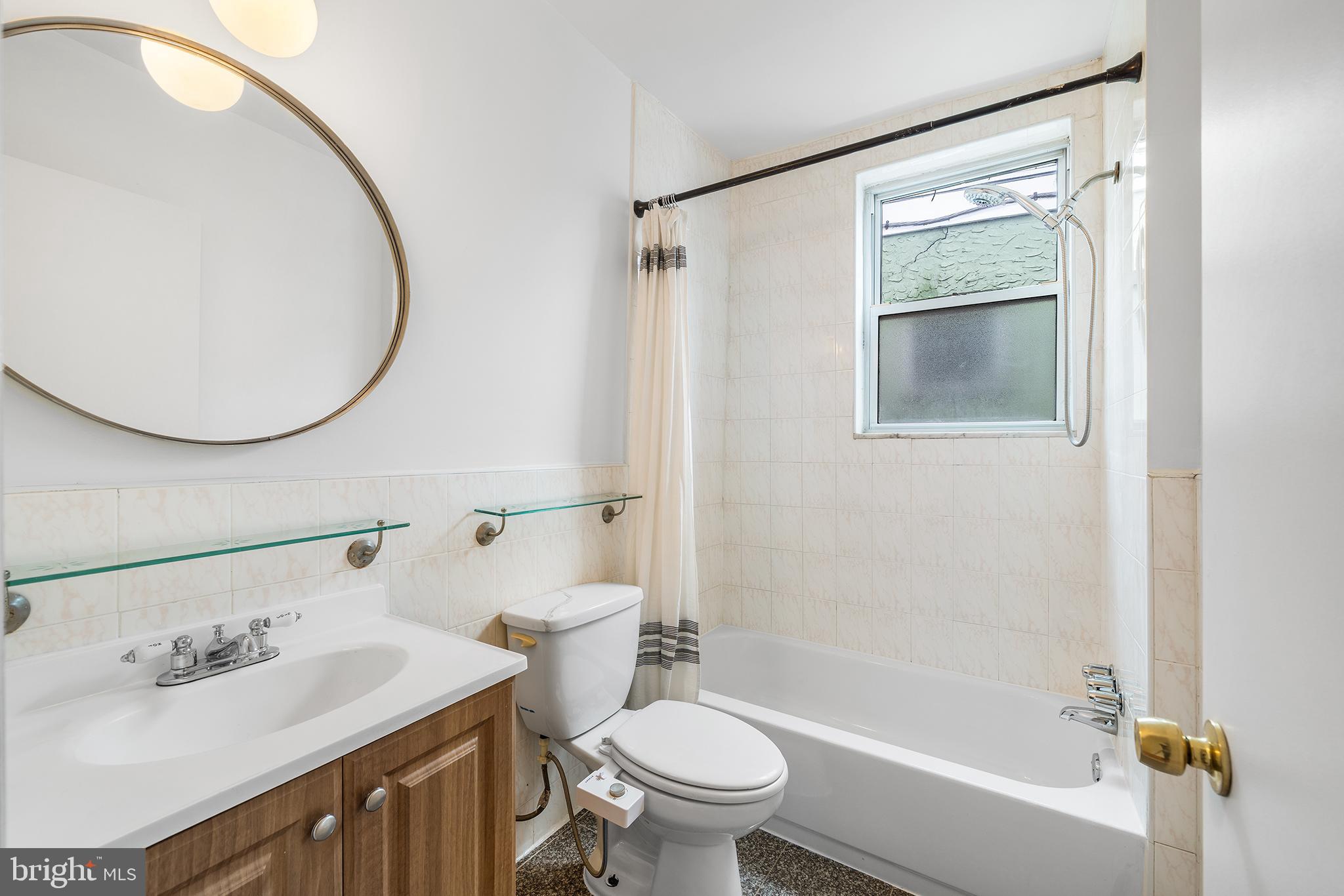 1846 S CHADWICK STREET