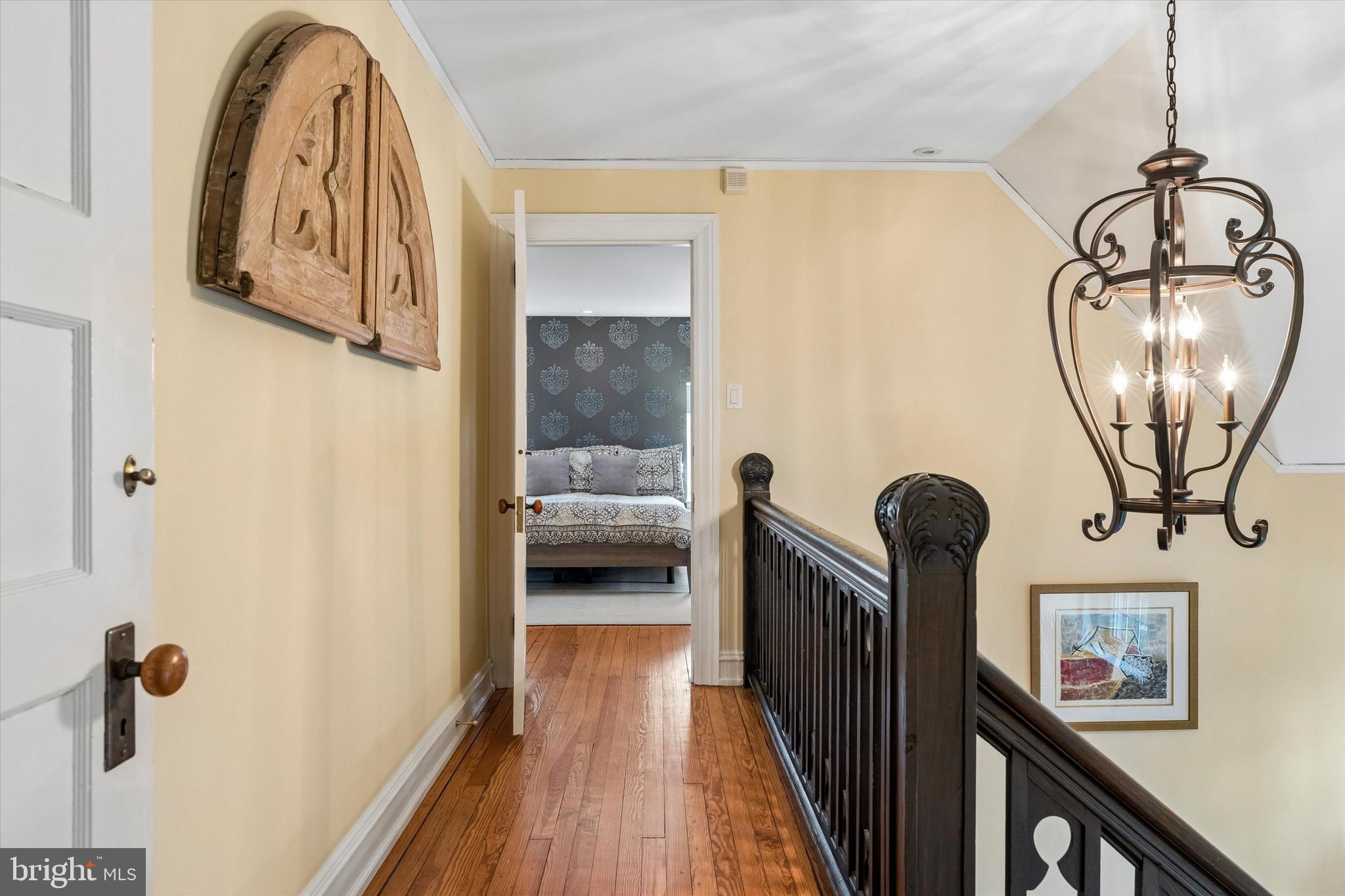 8111 SAINT MARTINS LANE