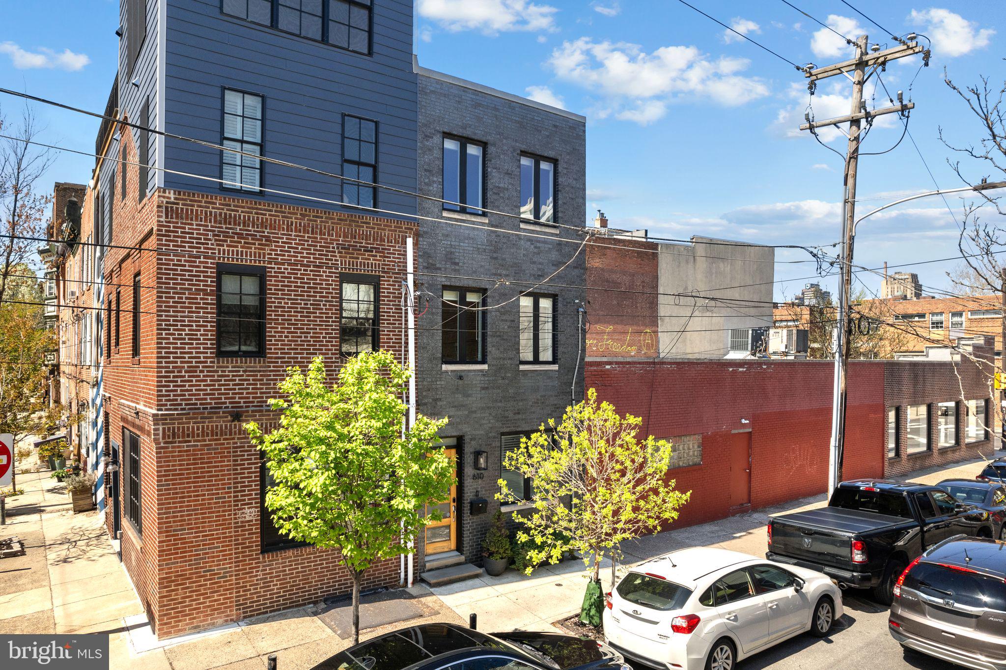 610 S 7TH STREET