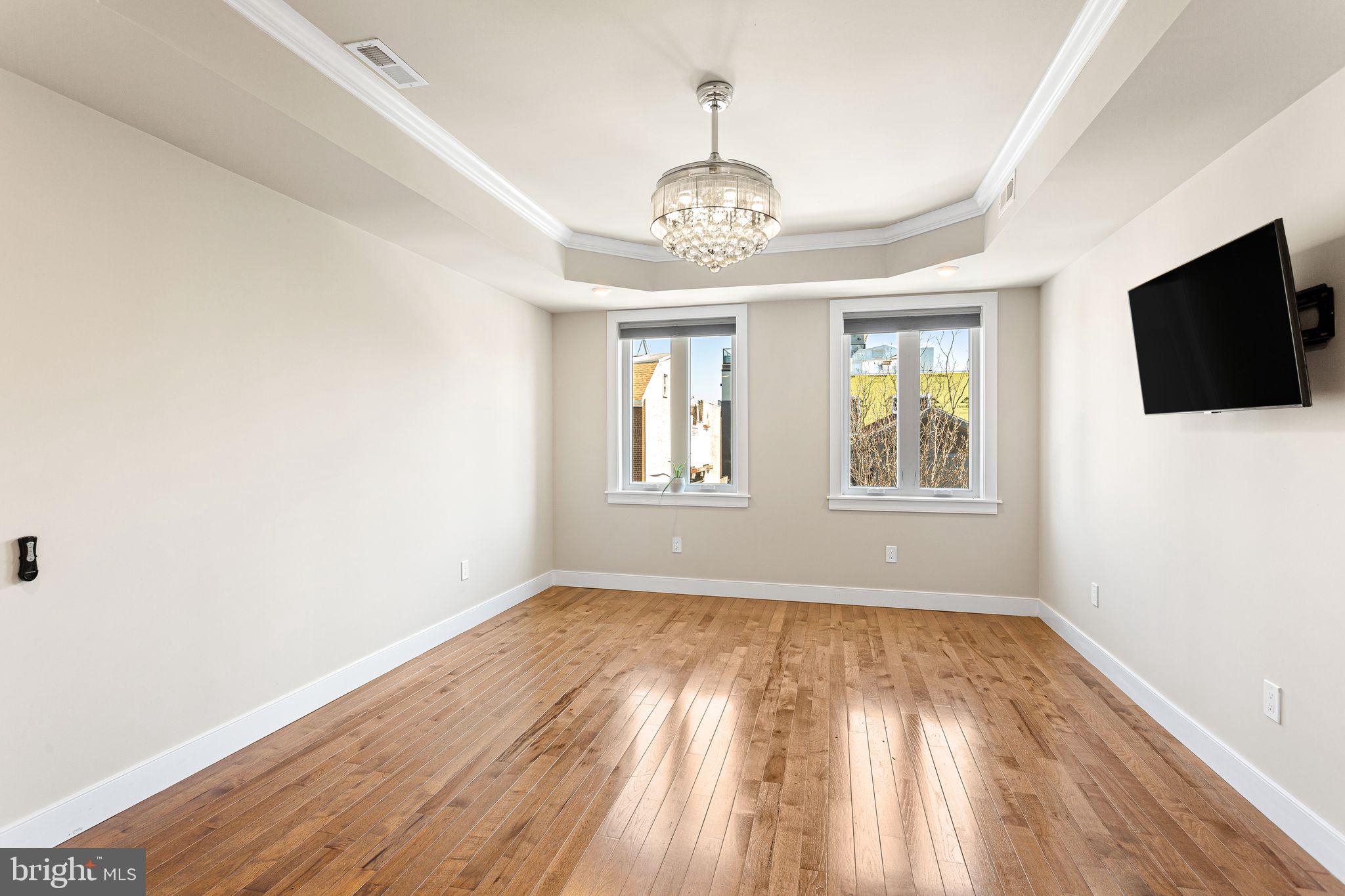 610 S 7TH STREET