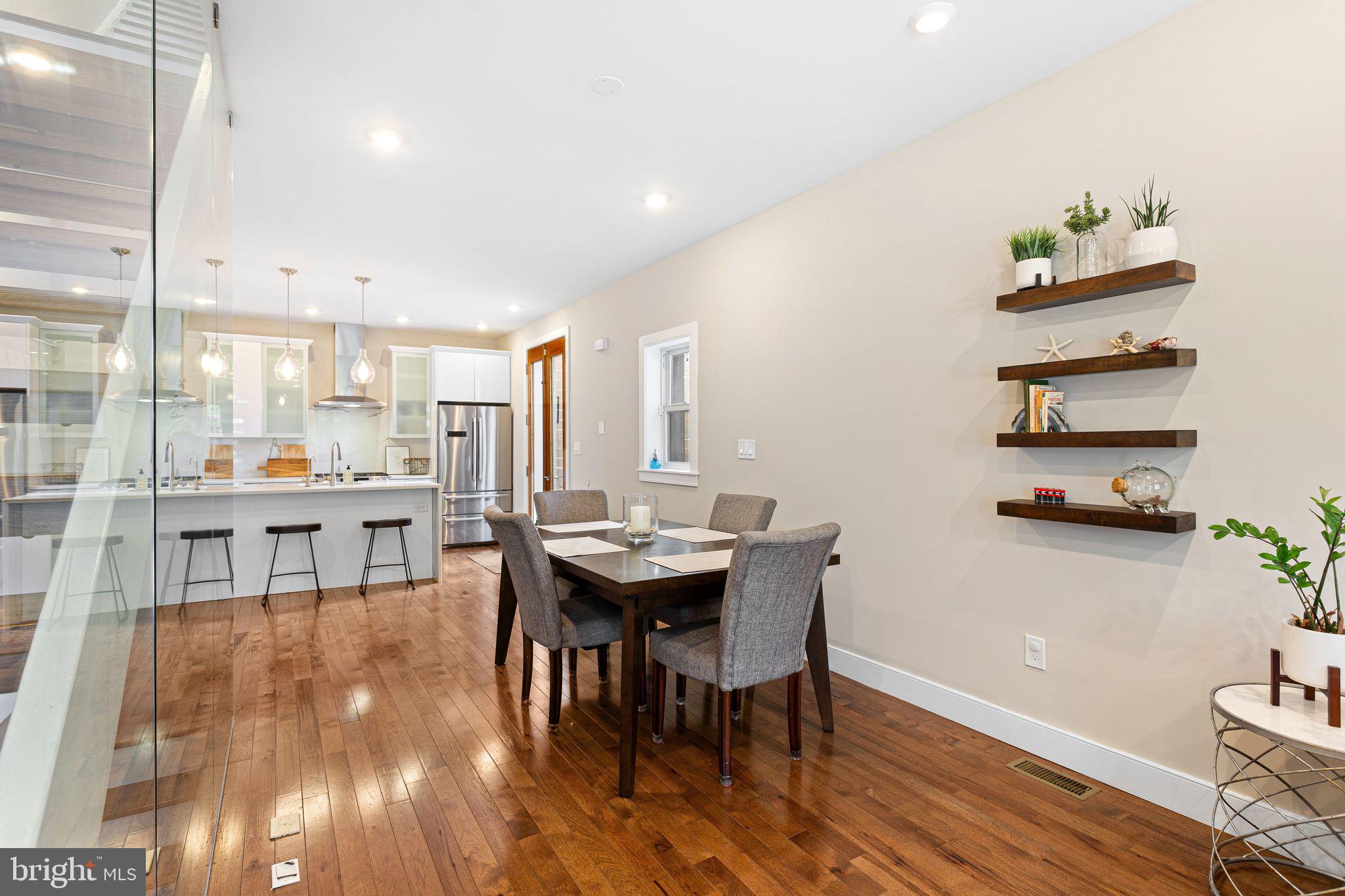 610 S 7TH STREET