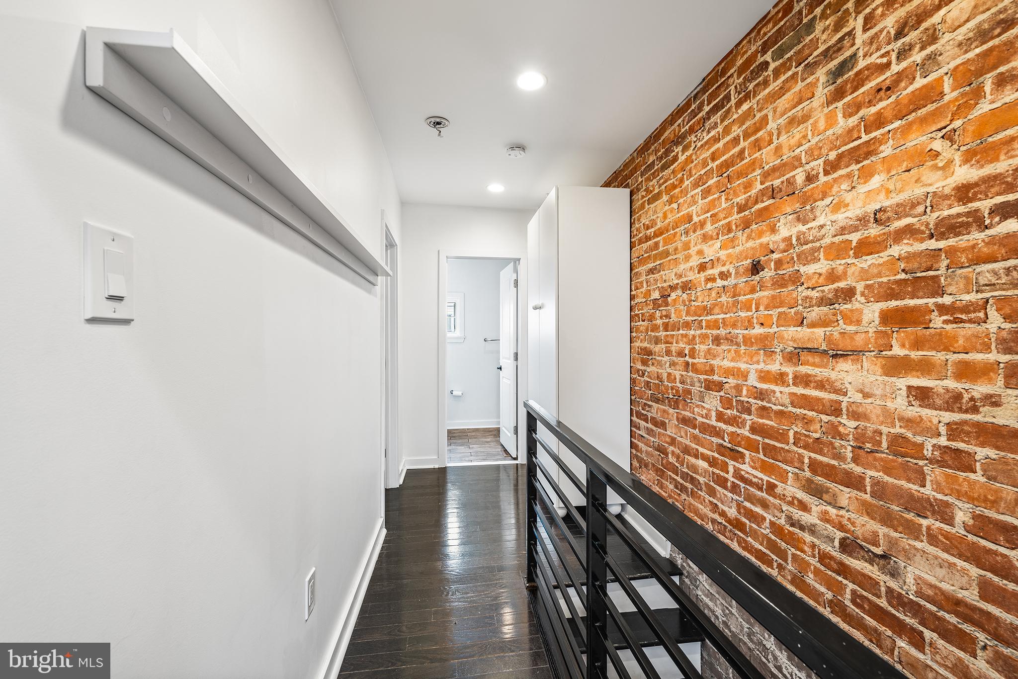 3064 LIVINGSTON STREET