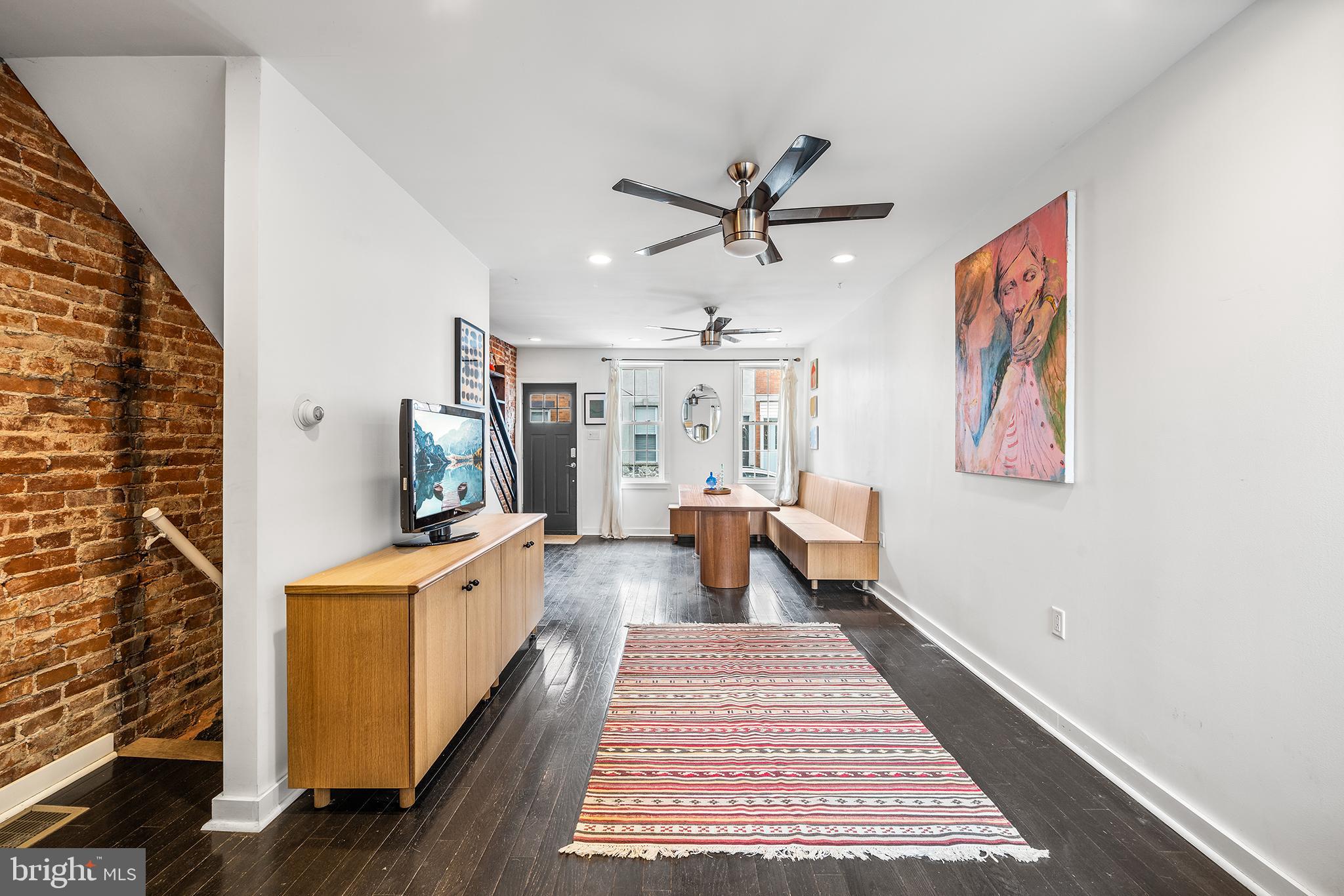3064 LIVINGSTON STREET