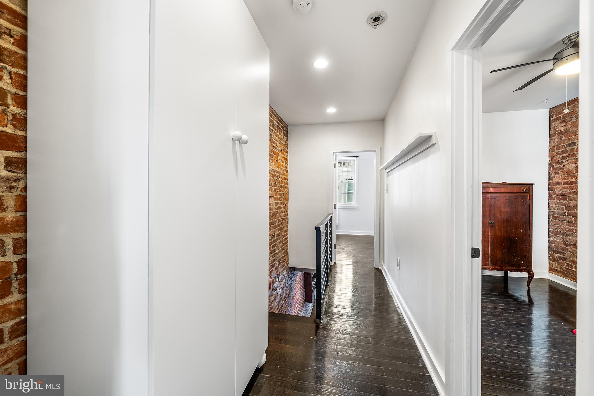 3064 LIVINGSTON STREET
