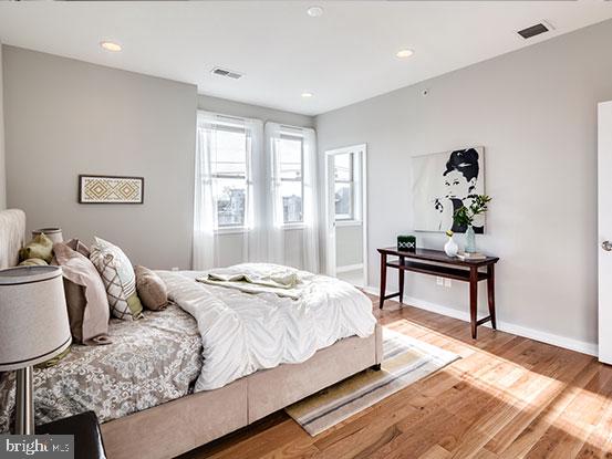 4427 MITCHELL STREET