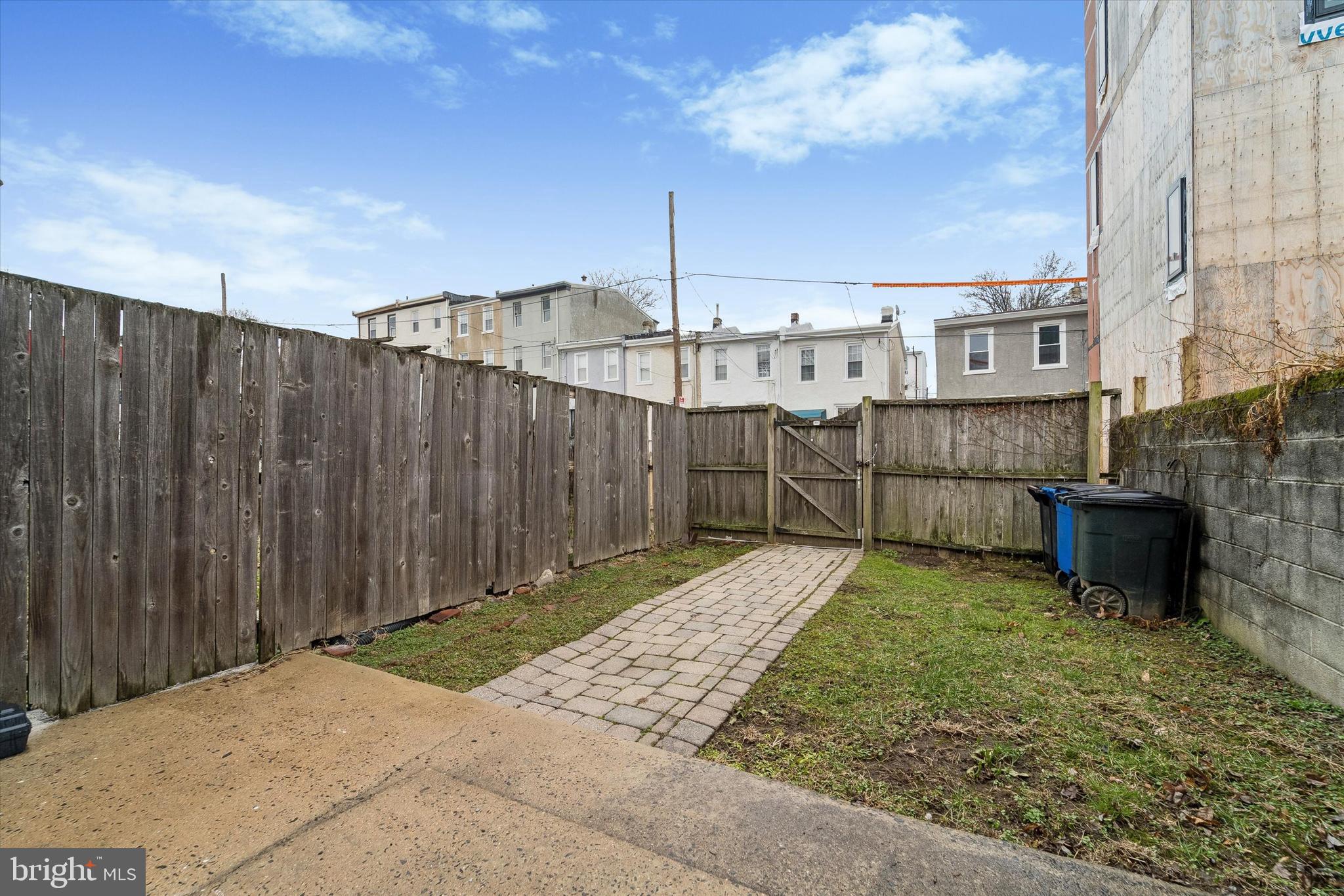 3452 SUNNYSIDE AVENUE