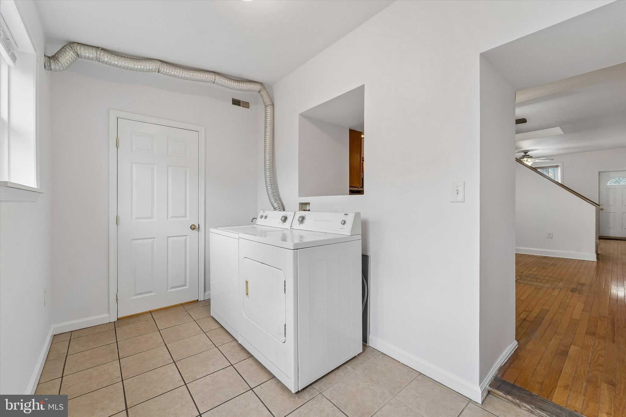 3452 SUNNYSIDE AVENUE