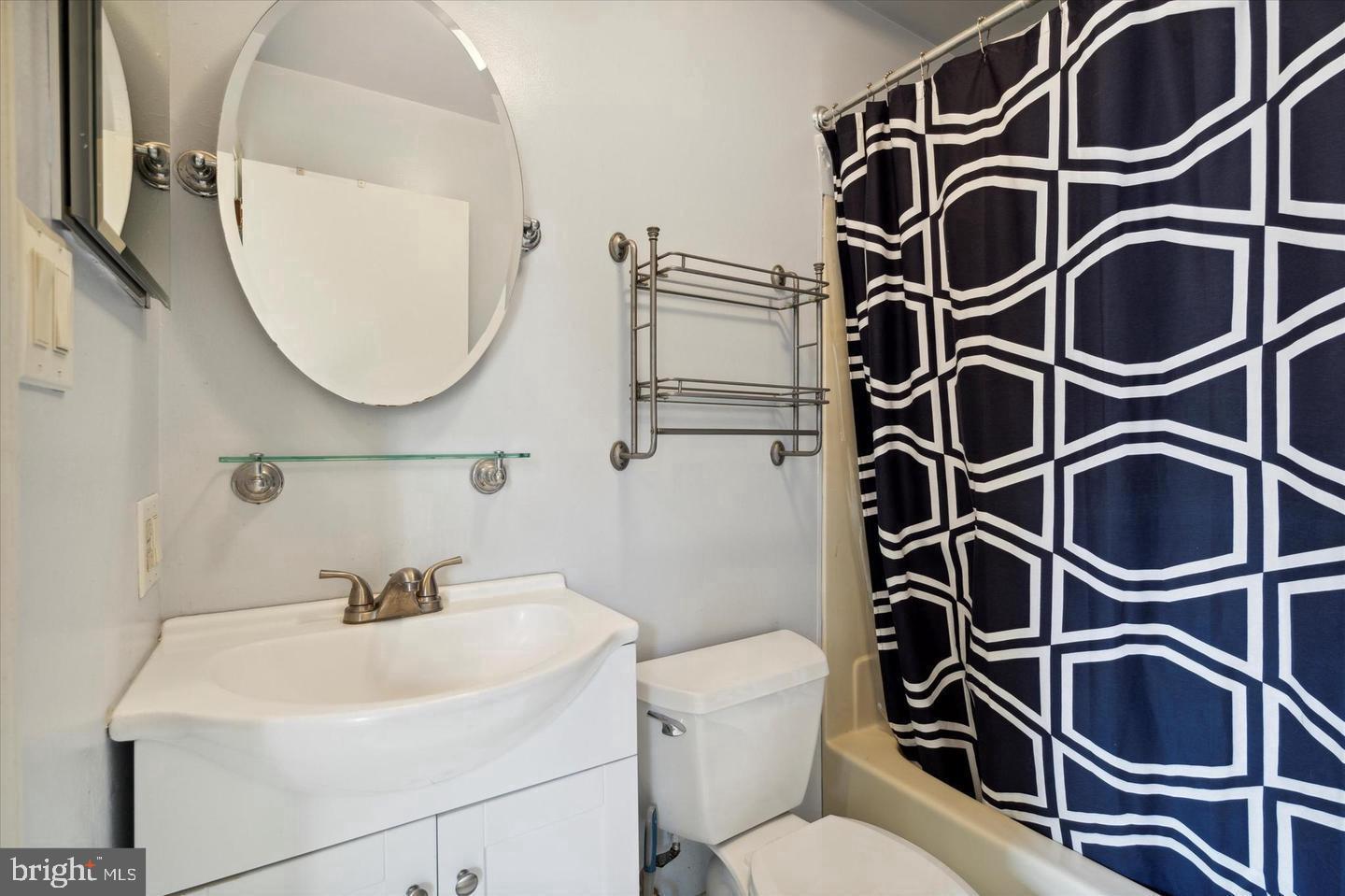 1914 FAIRMOUNT AVENUE 5