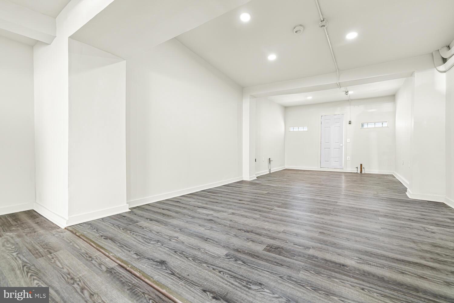 178 W MASTER STREET