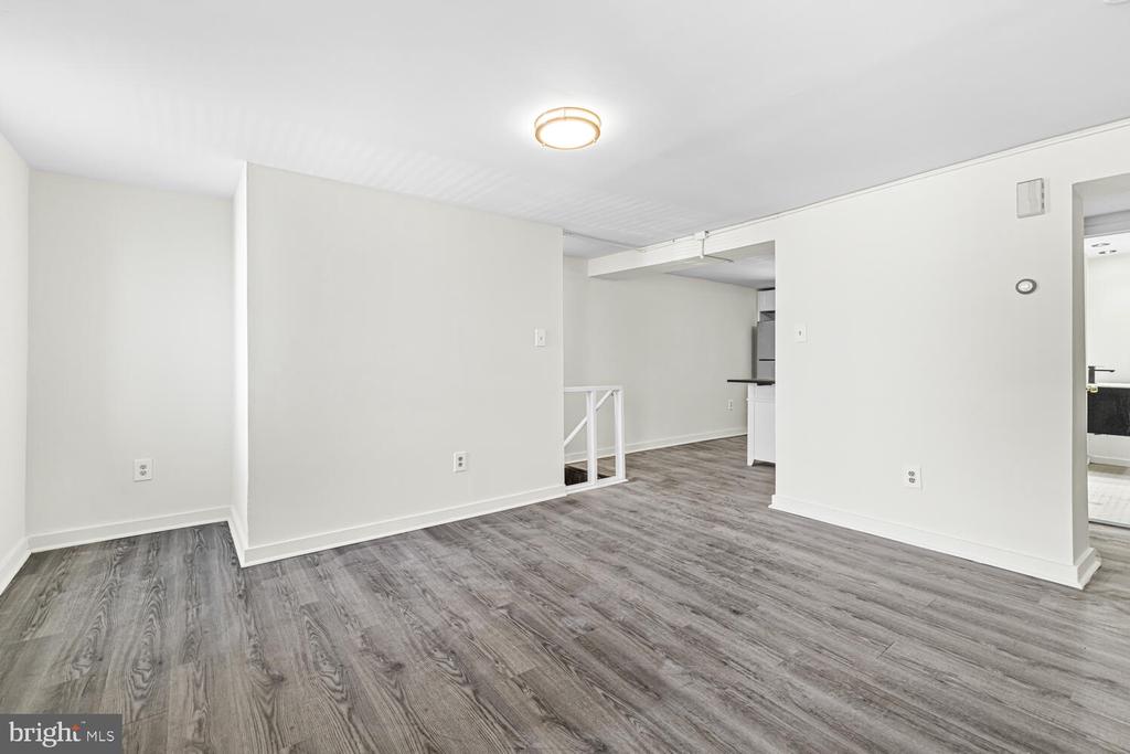 178 W MASTER STREET