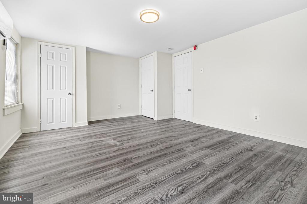 178 W MASTER STREET