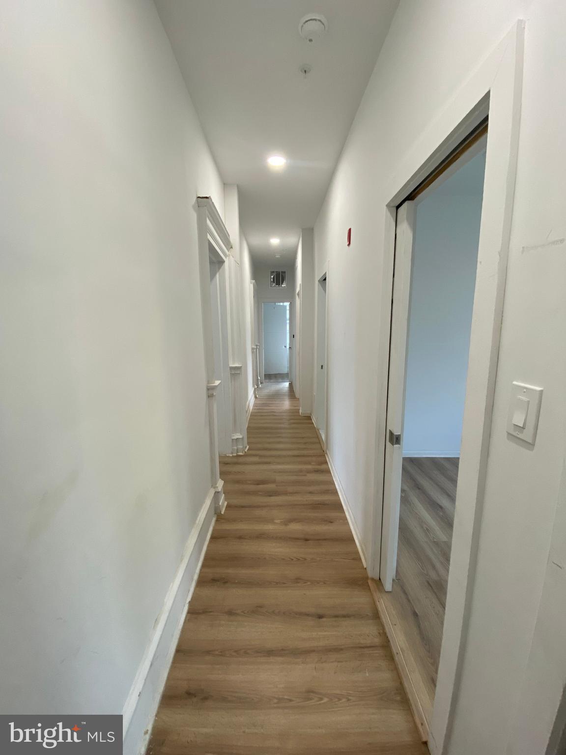 260 W JOHNSON STREET 2L