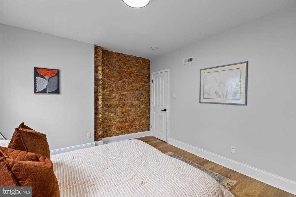 1406 S 23RD STREET
