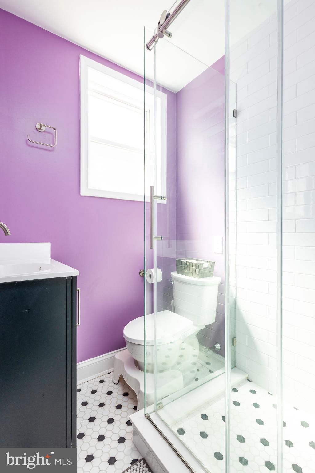 2632 E VENANGO STREET