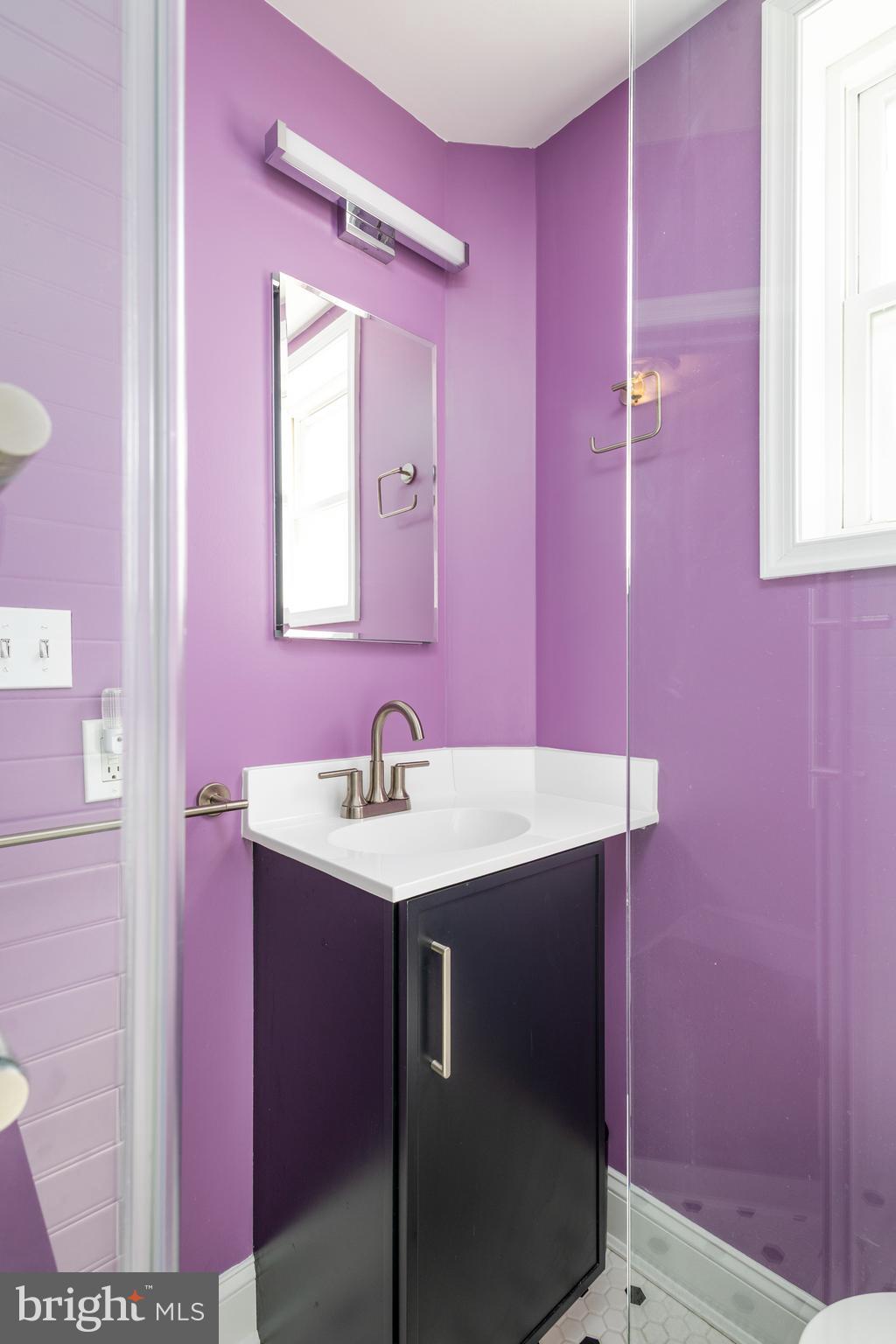 2632 E VENANGO STREET