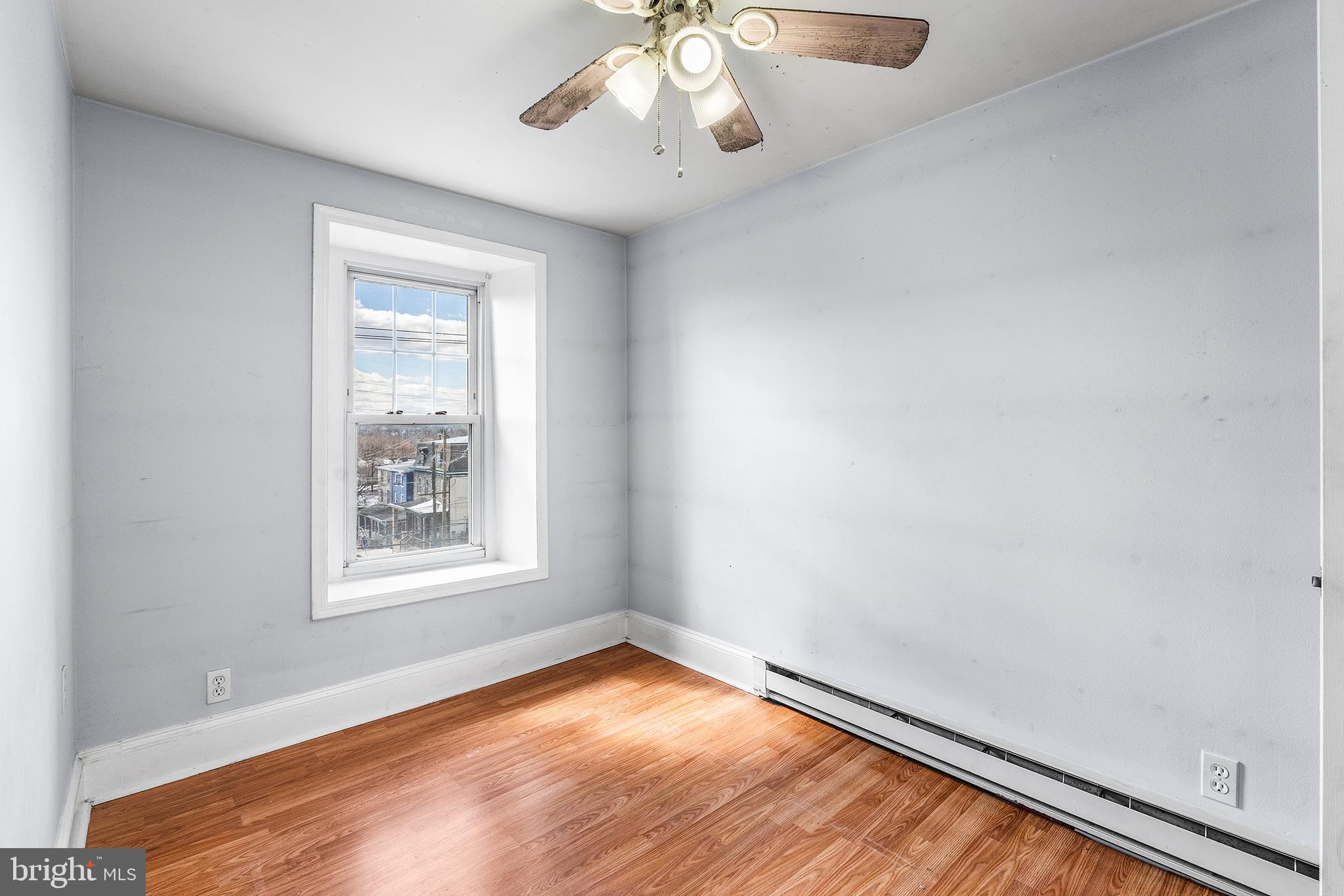 3349 CONRAD STREET 4