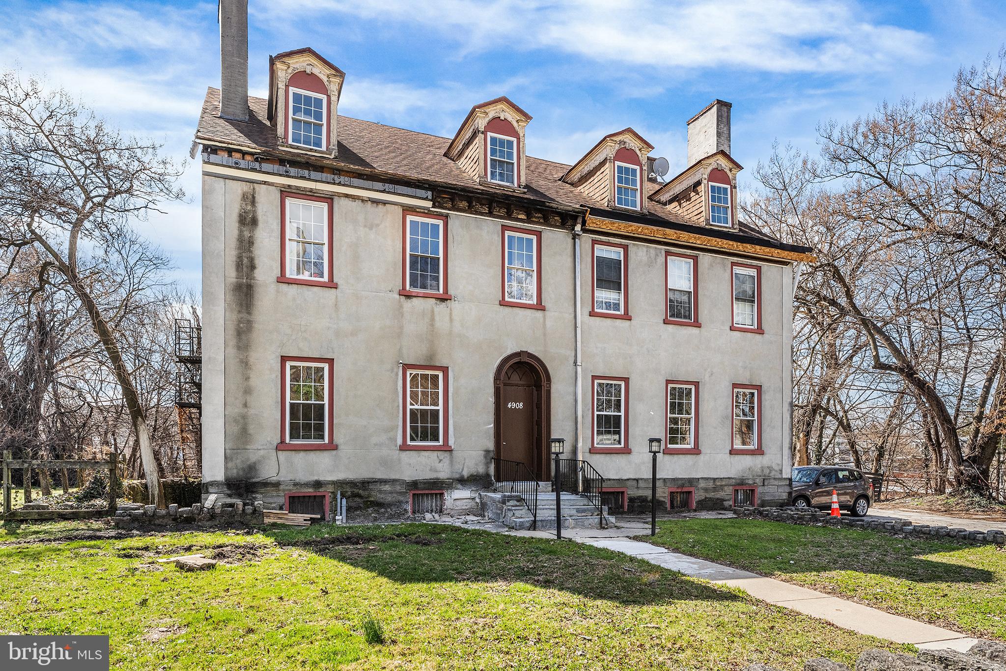 4908 GERMANTOWN AVENUE 9