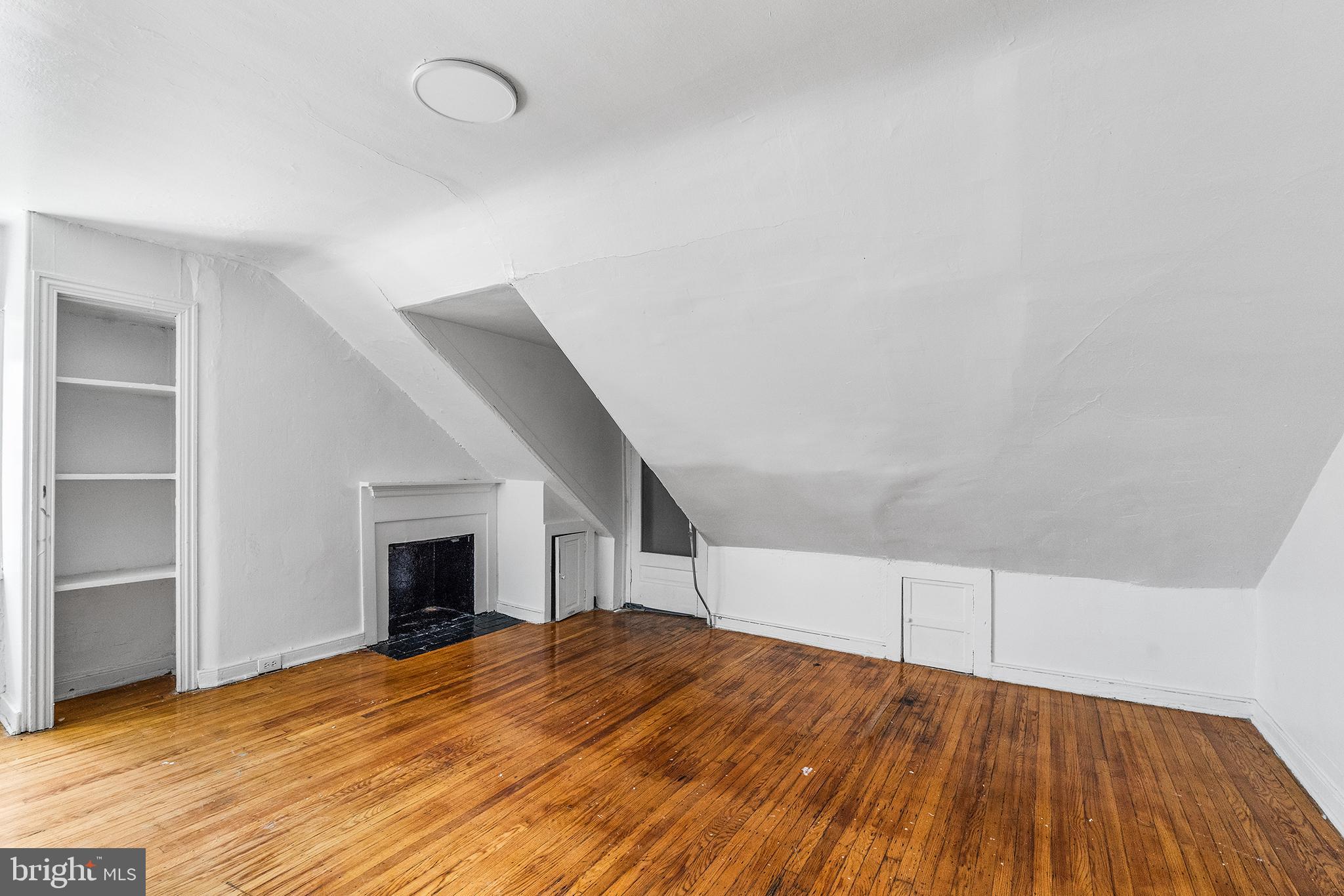 4908 GERMANTOWN AVENUE 9