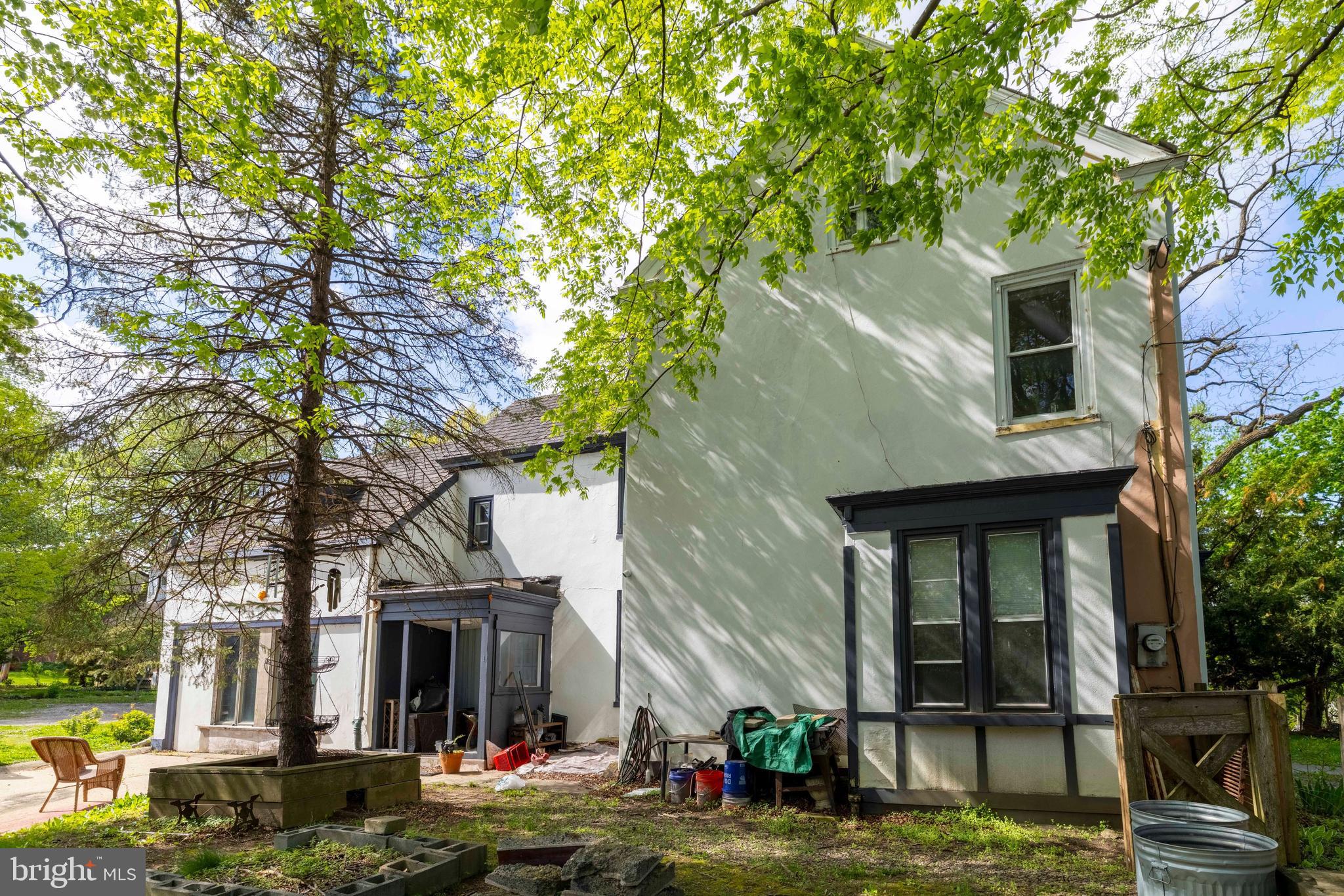 8962 RIDGE AVENUE 62