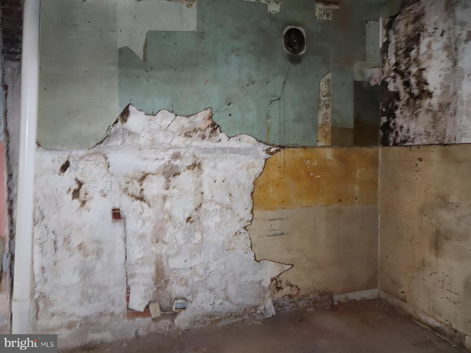 6336 E WISTER STREET