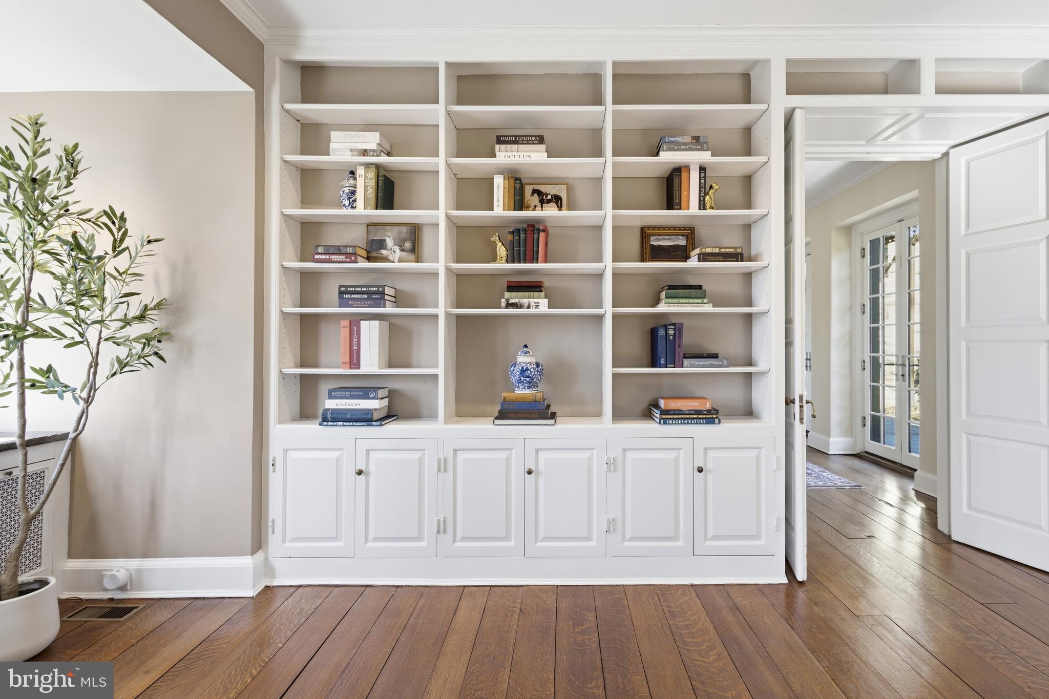 99 E BELLS MILL ROAD