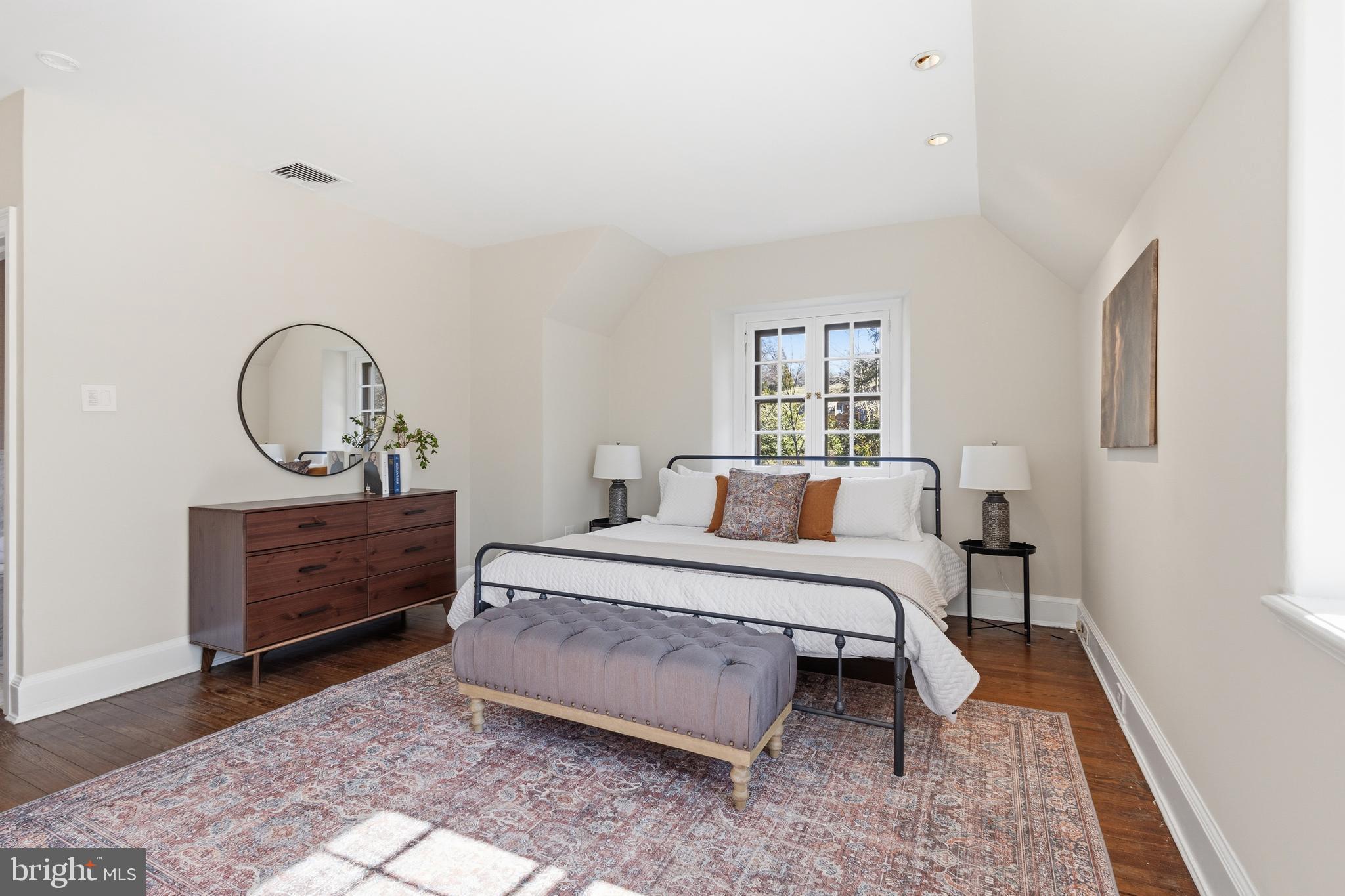 99 E BELLS MILL ROAD