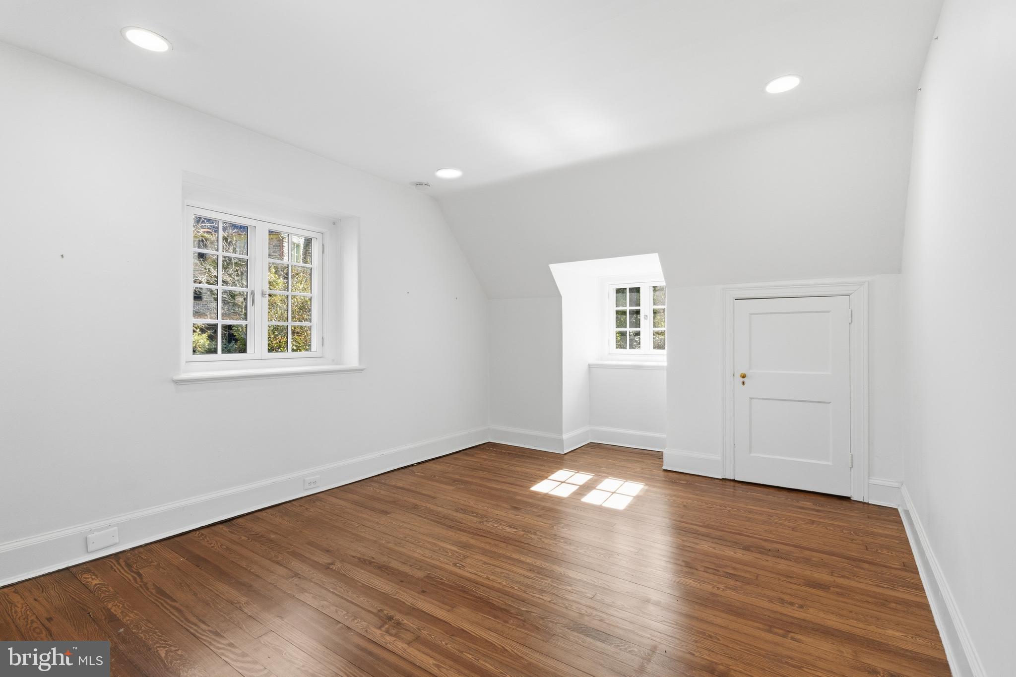 99 E BELLS MILL ROAD