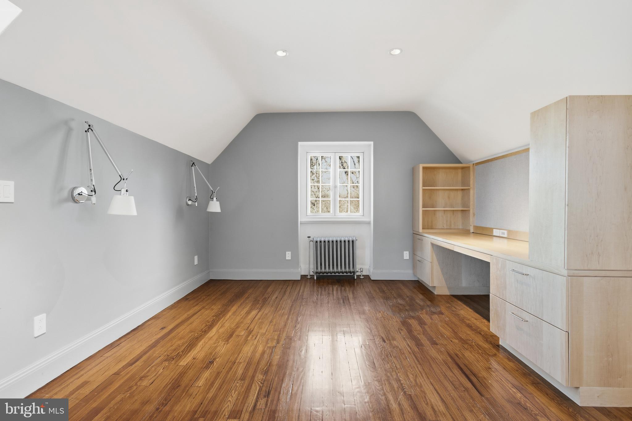 99 E BELLS MILL ROAD