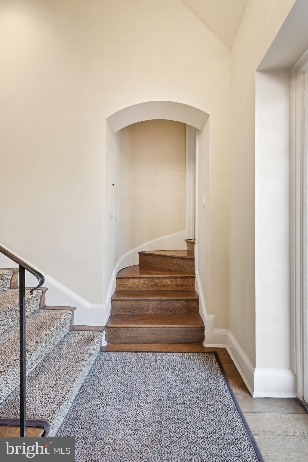 99 E BELLS MILL ROAD