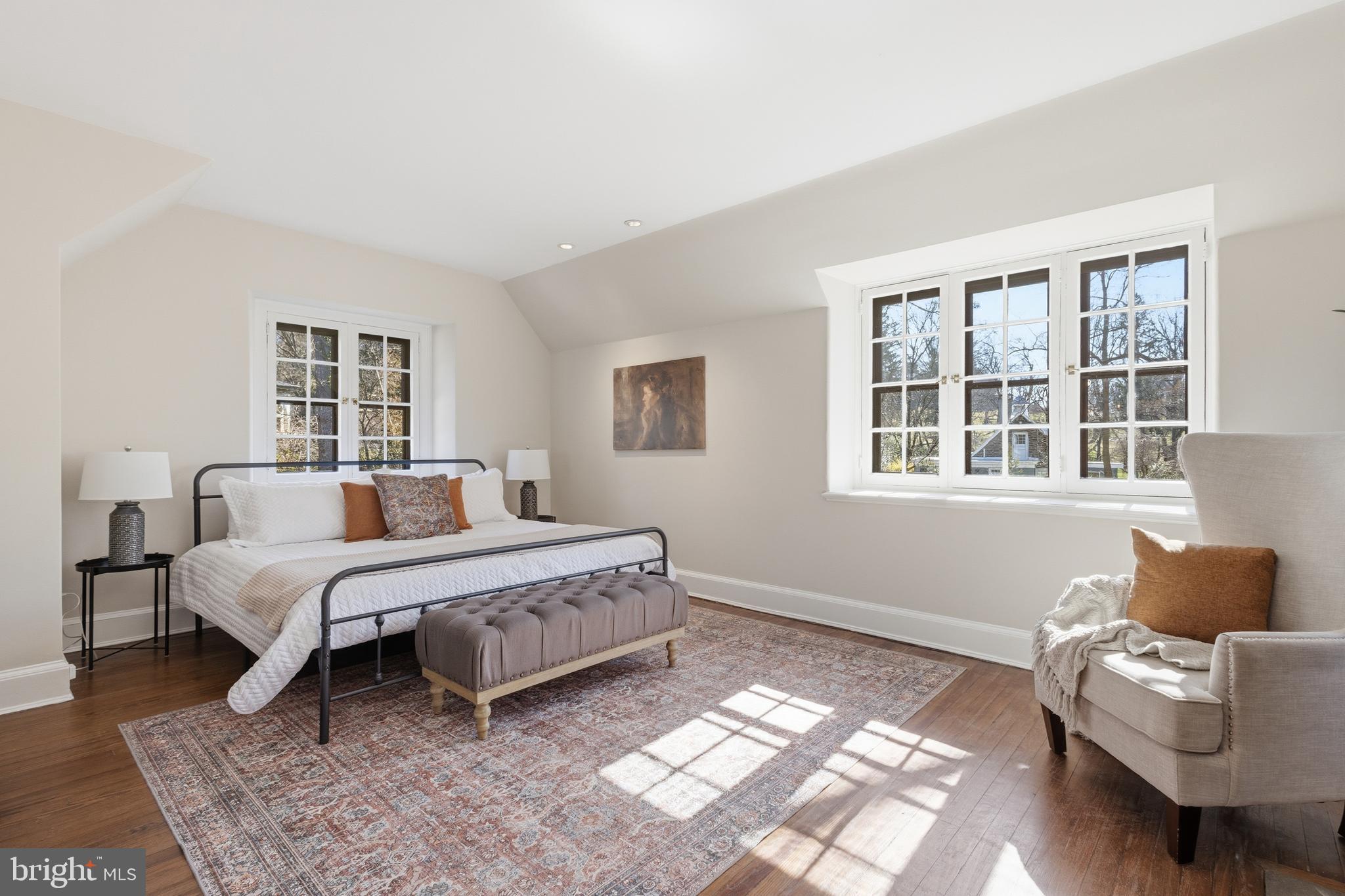 99 E BELLS MILL ROAD