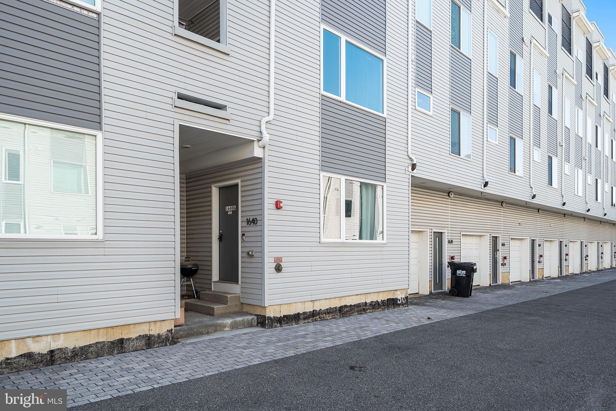 1640 N 5TH COURT 00 29A