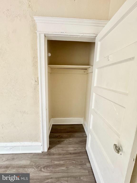 5040 WALNUT STREET 3R