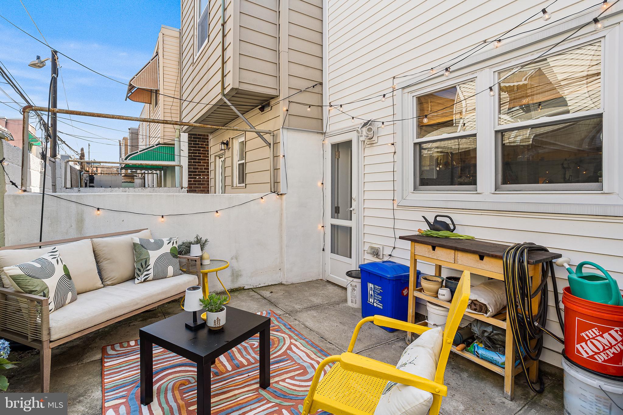 1911 S ISEMINGER STREET