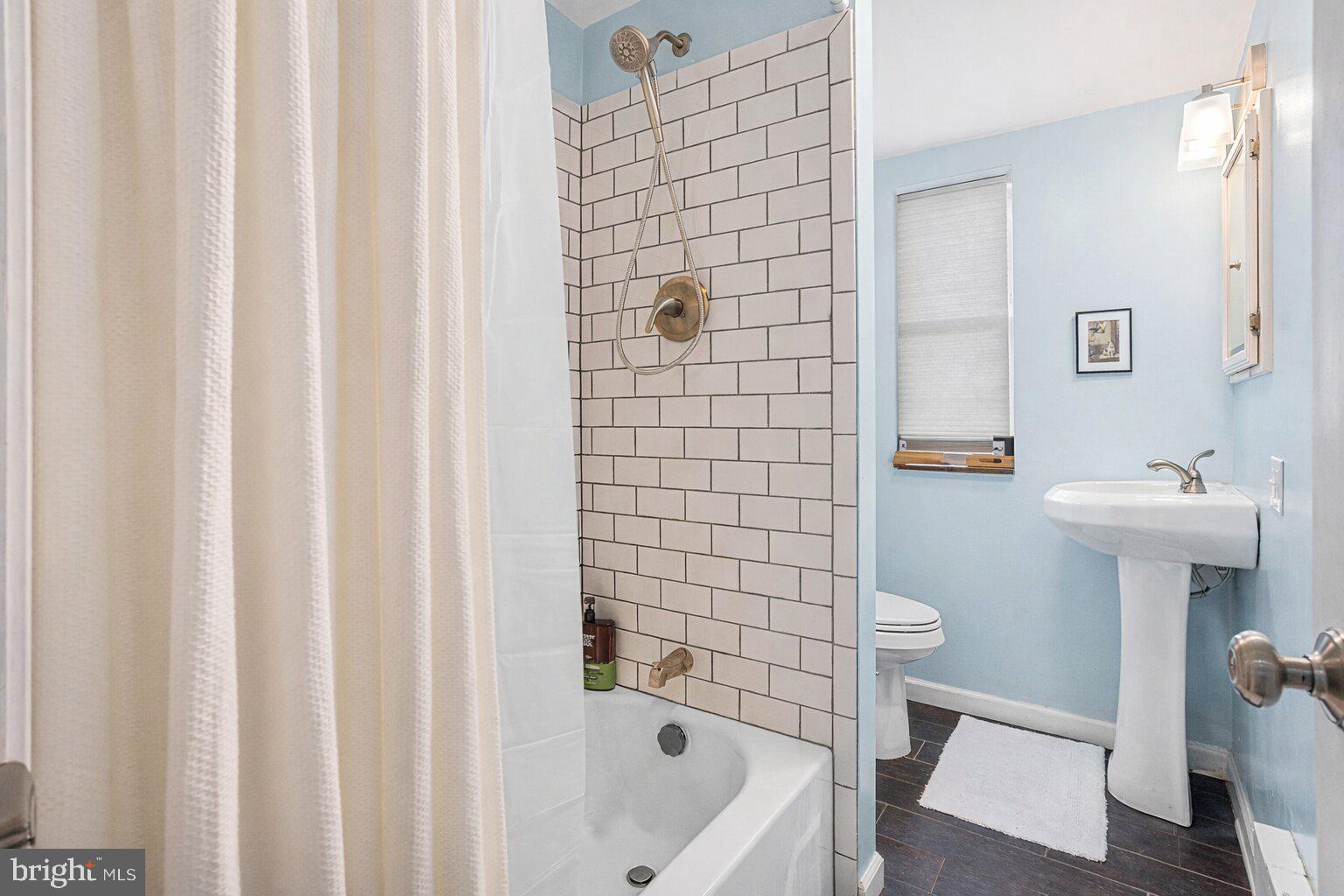 1911 S ISEMINGER STREET