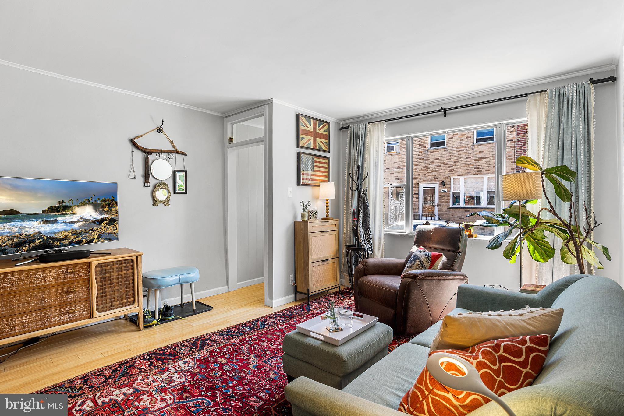 1911 S ISEMINGER STREET