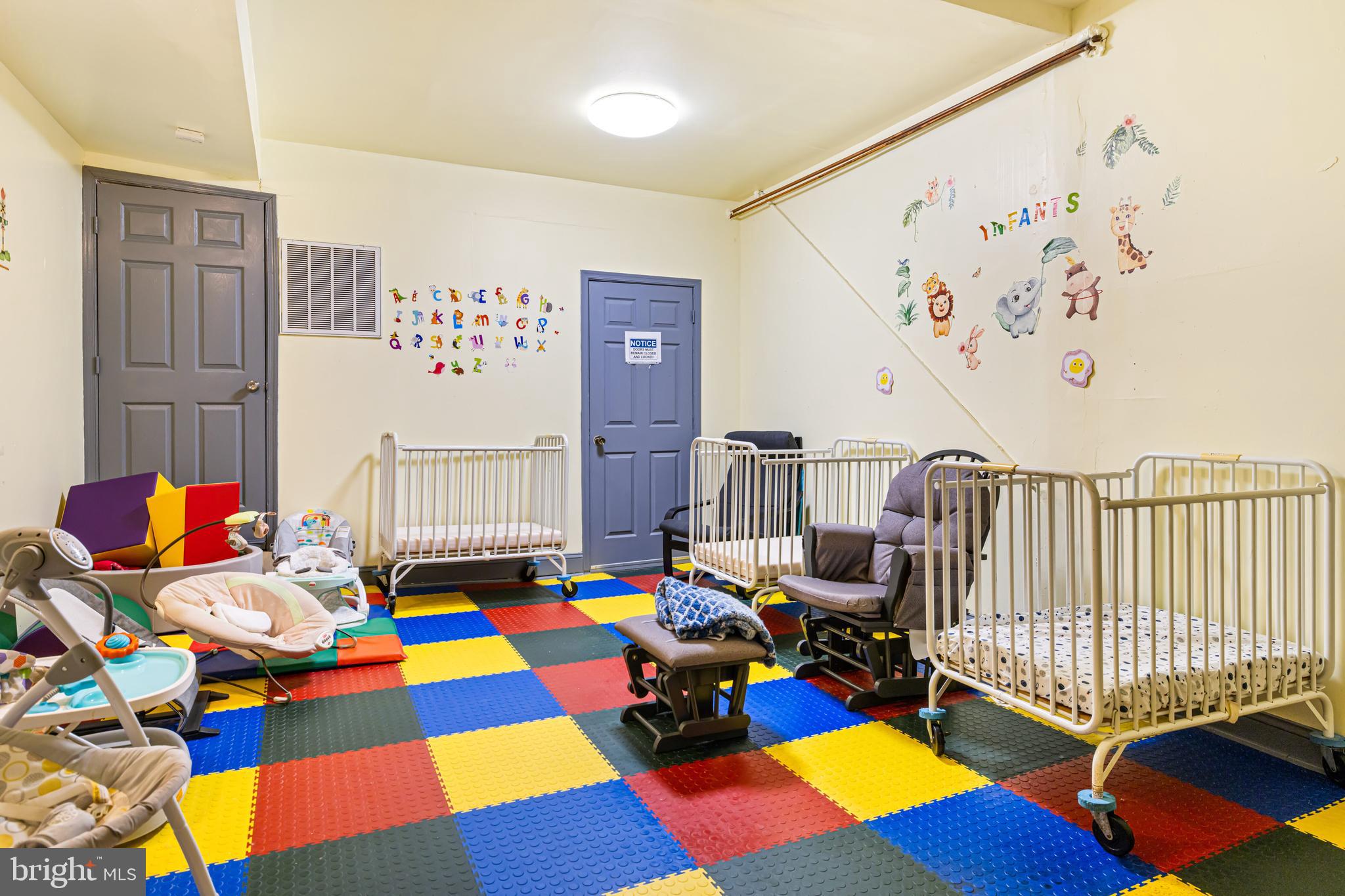 5819 GERMANTOWN AVENUE