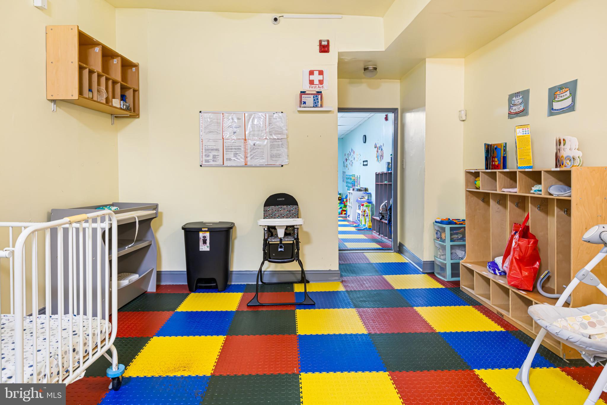 5819 GERMANTOWN AVENUE