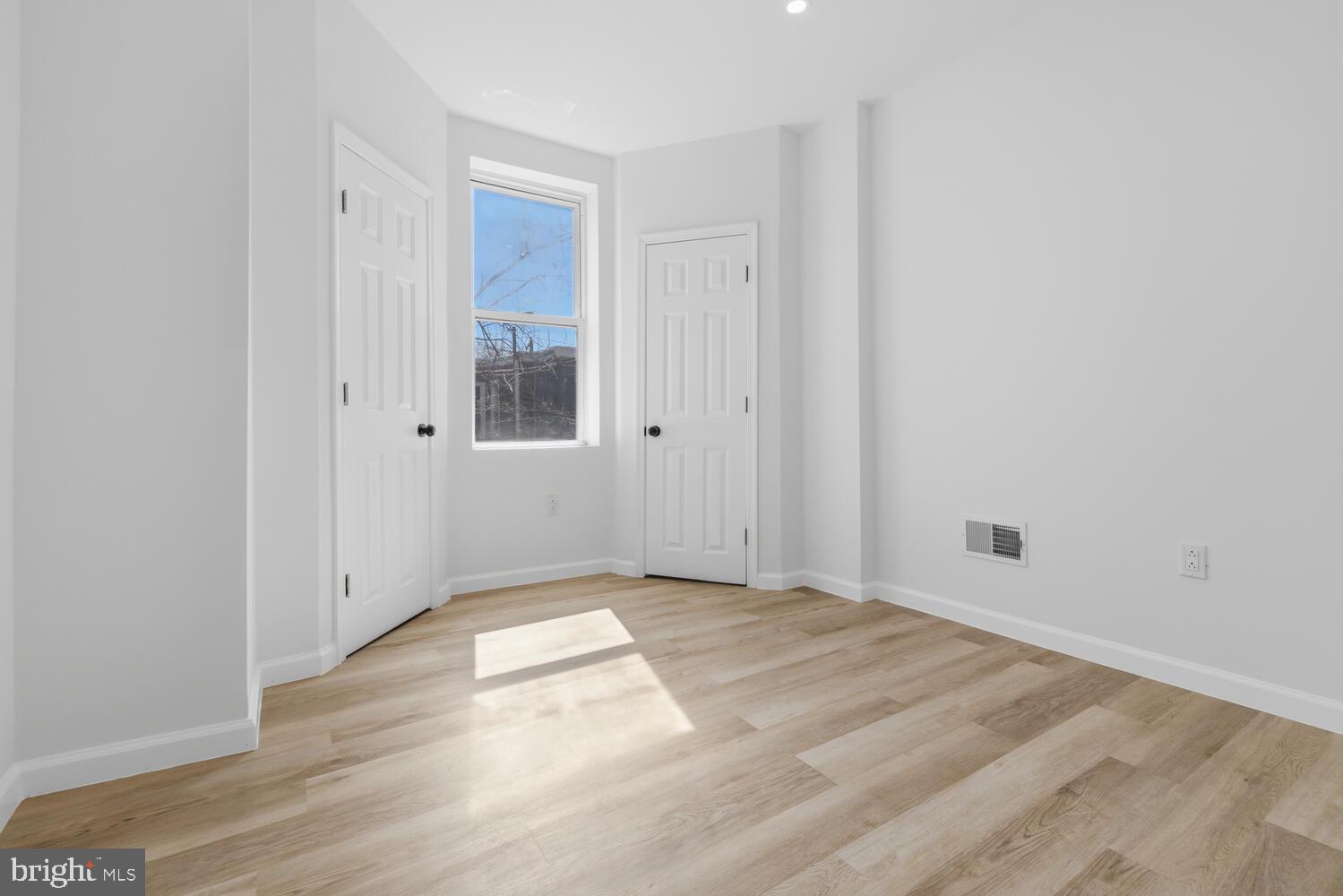 5722 HADFIELD STREET