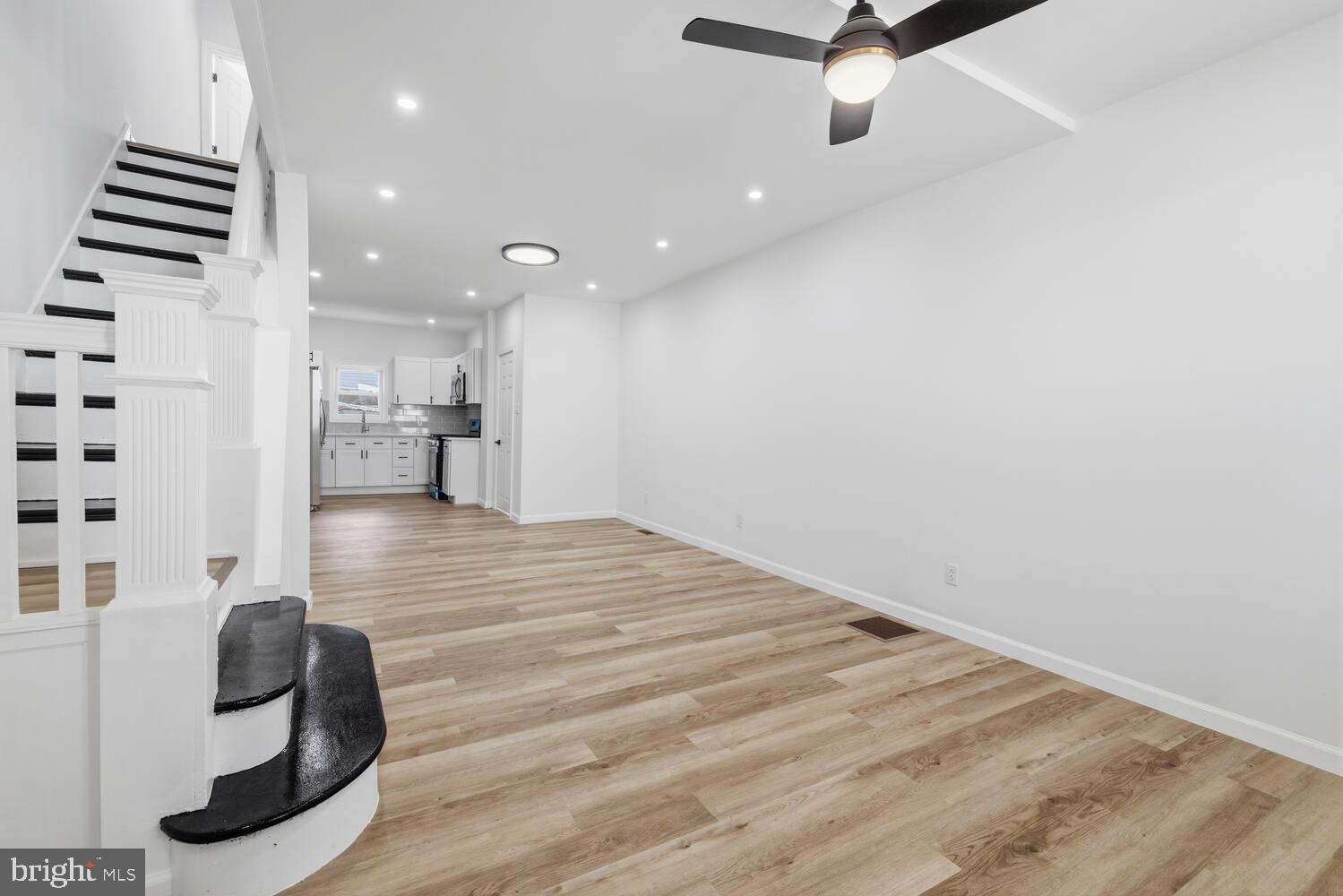 5722 HADFIELD STREET