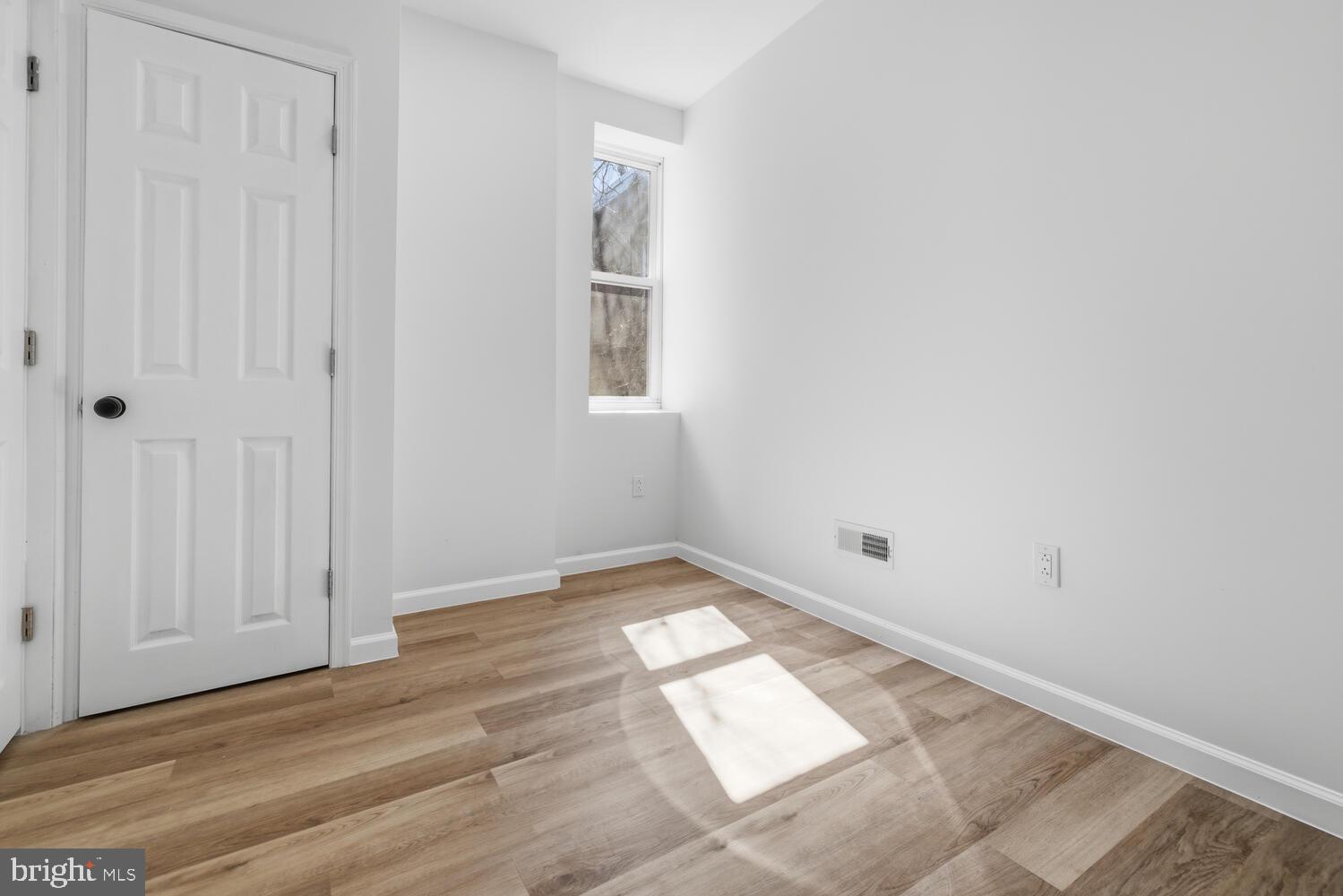 5722 HADFIELD STREET