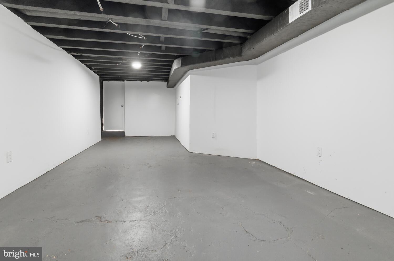 5722 HADFIELD STREET