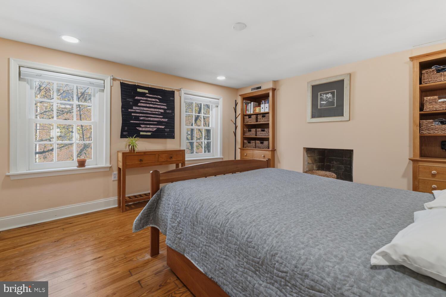 804-6 LOMBARD STREET