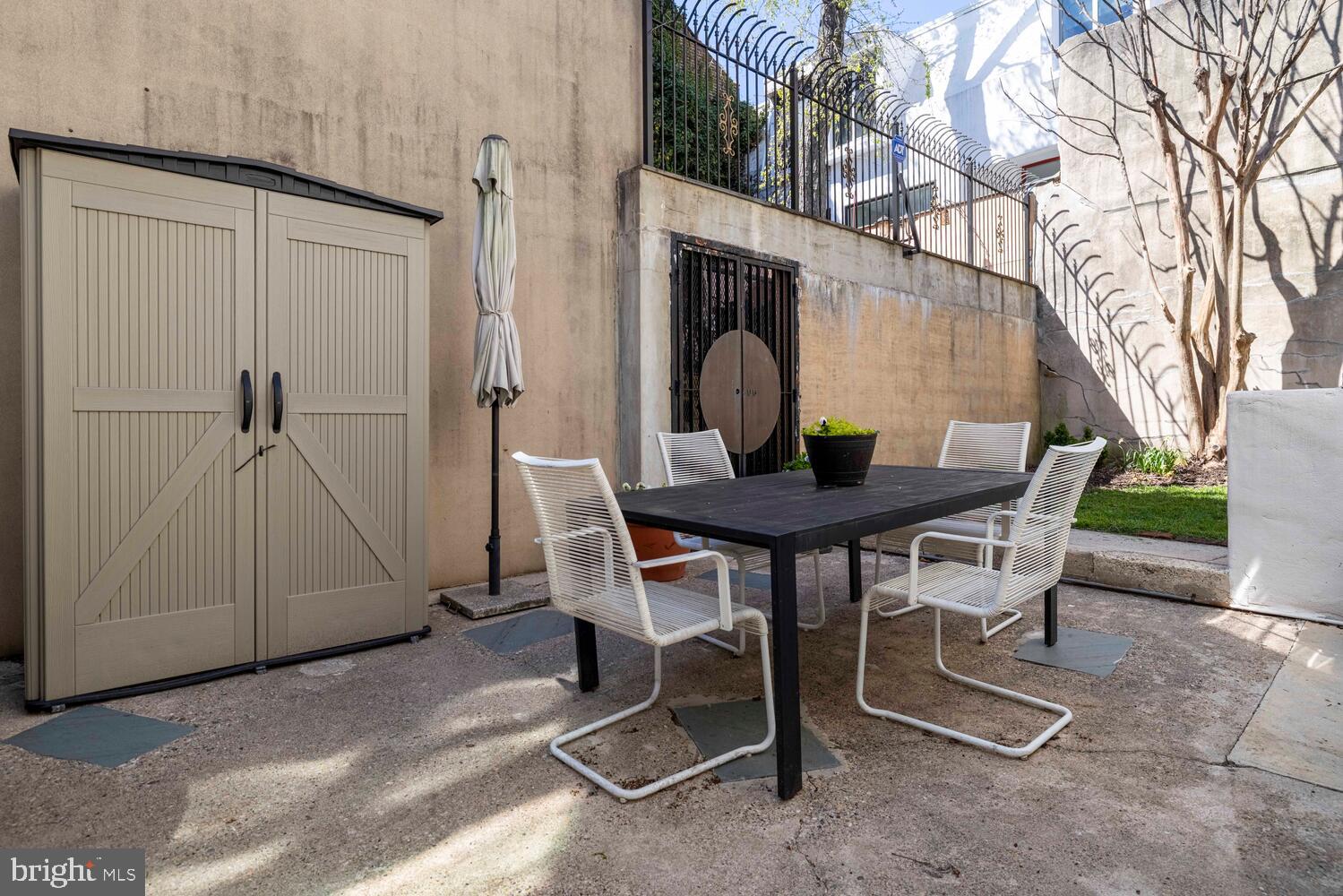 804-6 LOMBARD STREET