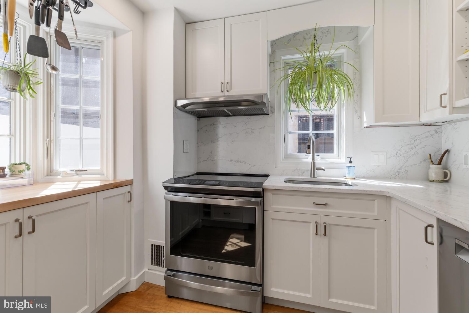 804-6 LOMBARD STREET