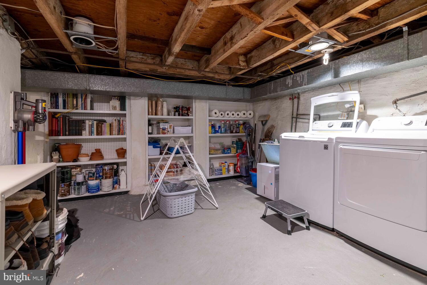 804-6 LOMBARD STREET